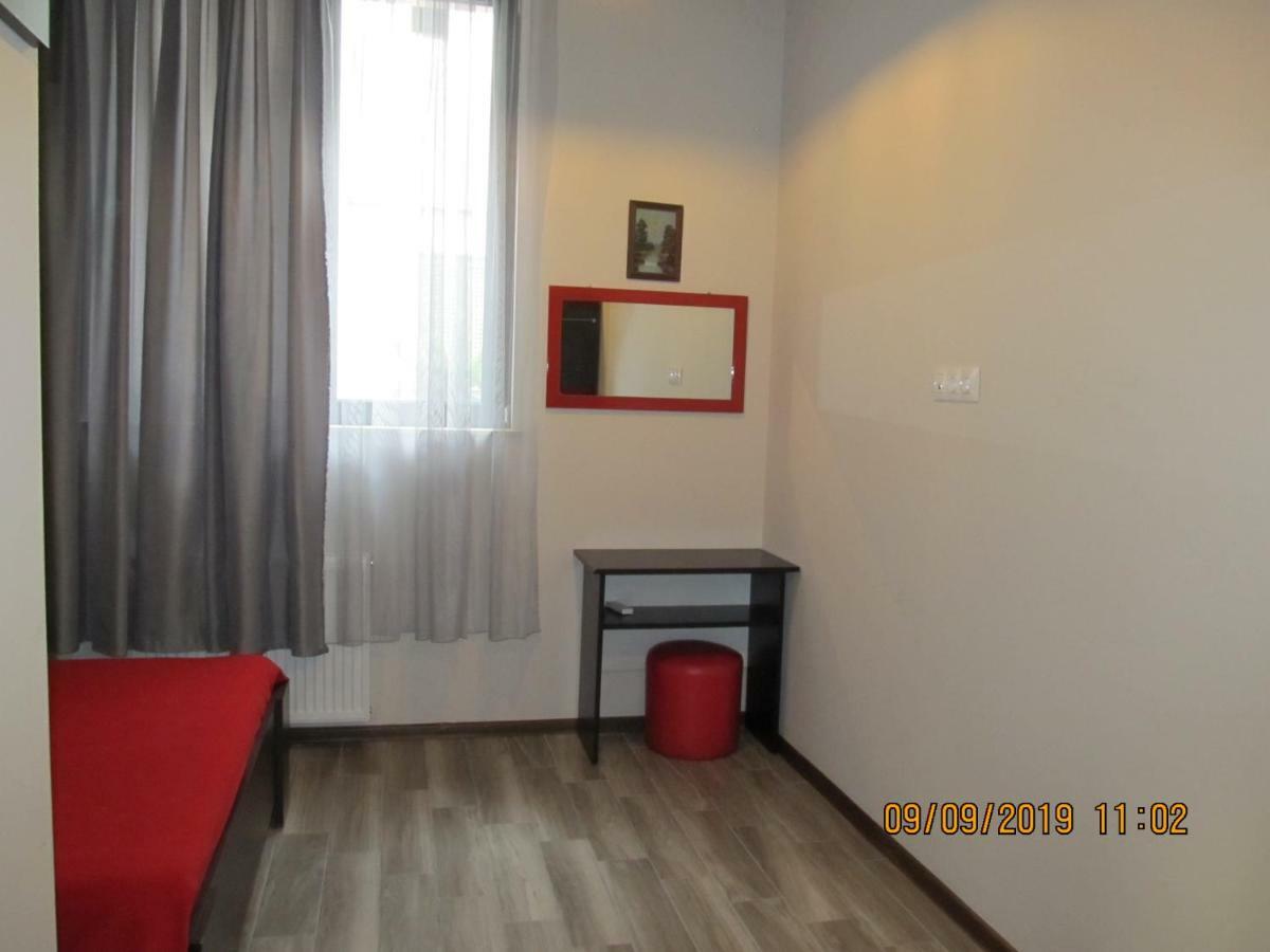 Guest House Lion Tbilisi Esterno foto