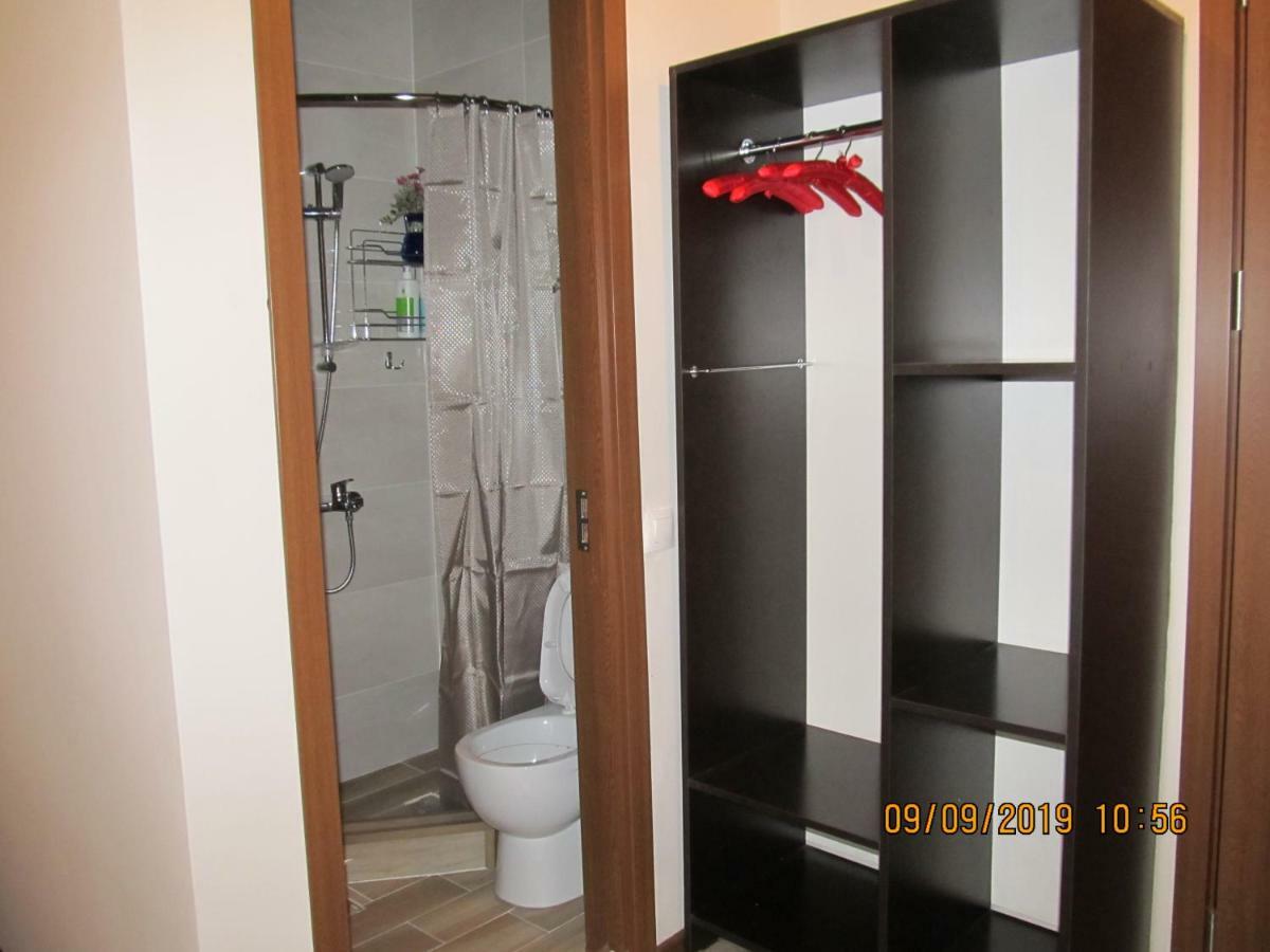 Guest House Lion Tbilisi Esterno foto